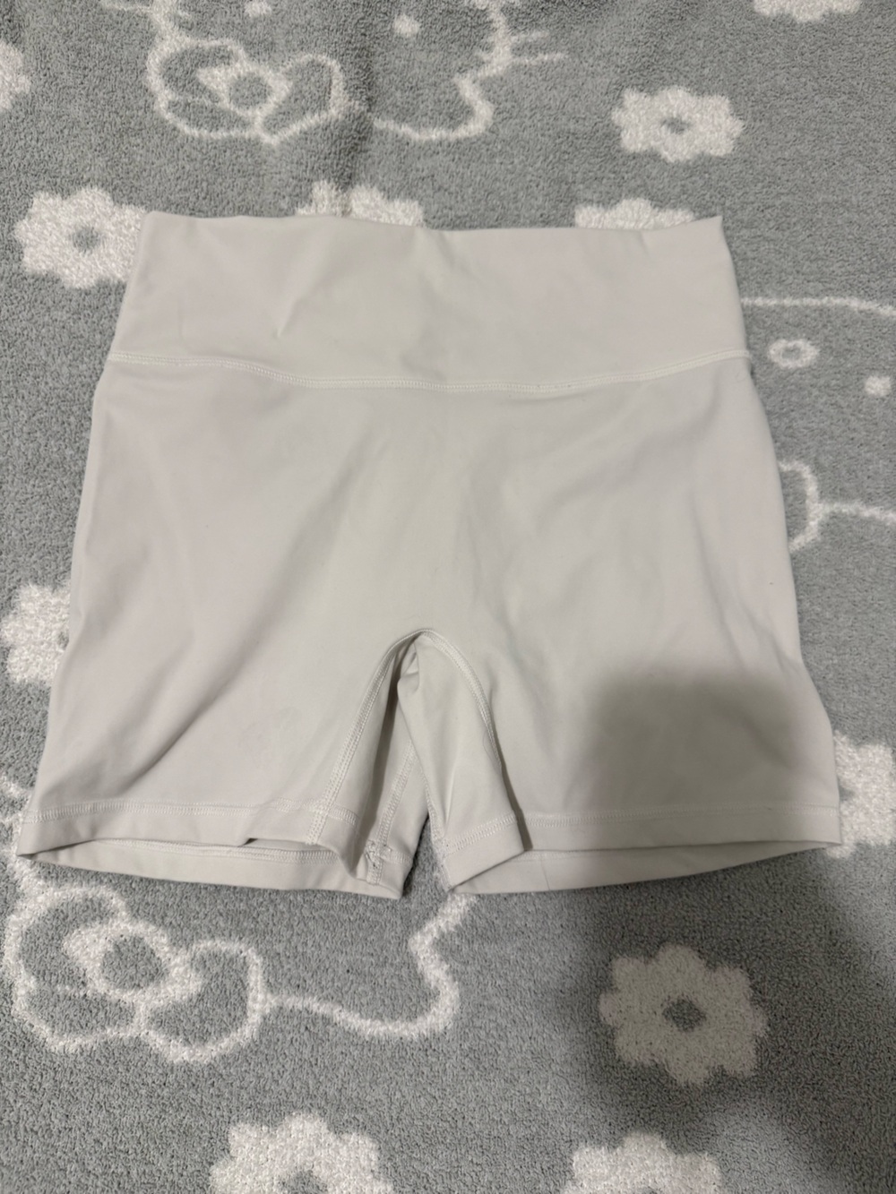 Women’s High-Waist Athletic Bike Shorts in Light Gray